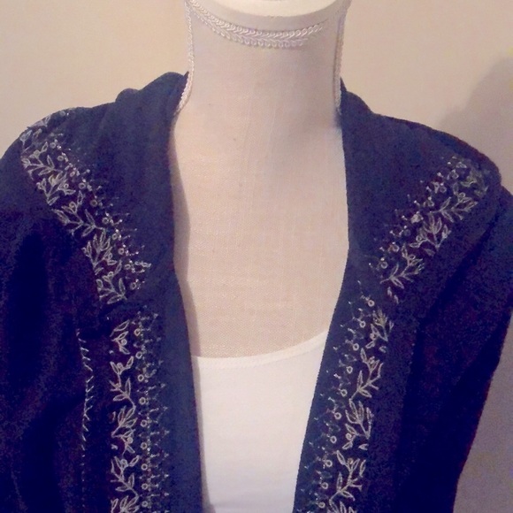Style & Co black hoodie cardigan with metallic trim, sz med. - Picture 3 of 7